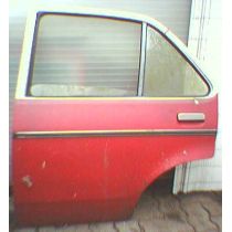 Tür Opel Kadett C 4T / HL rot - GM / Vauxhall Chevette 9.73 - 8.79 - gebraucht