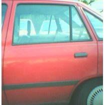 Tür Opel Kadett E / Limousine 4T / HL rot - GM / Vauxhall Astra .2 / Daewoo Nexia 9.83 - 8.91 - gebraucht