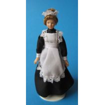 Dienstmaedchen Magd Marie im schwarzen Kleid Puppenhaus Miniaturen 1:12