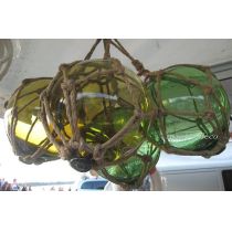 4 kleine Fischerkugeln im Netz- grün und ambere (braun) 5 cm
