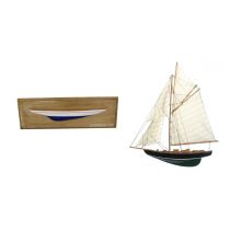 47 cm Halbmodell auf Holzbrett+ Yacht Schiffsmodell 62 cm