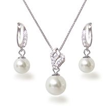 Dezentes Perlen Schmuckset aus 925 Silber rhodiniert