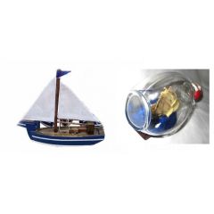 Kleiner Segler-Boot-Holzrumpf/Stoffsegel 10 cm+ Santa Maria-Dreieckflasche