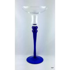 Kerzenhalter Glas Stiel und Fuß in einem blau