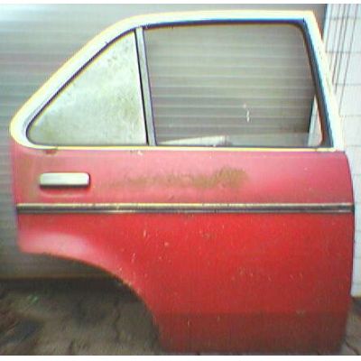 Tür Opel Kadett C 4T / HR rot - GM / Vauxhall Chevette 9.73 - 8.79 - gebraucht | MAV - [ 3729 ]