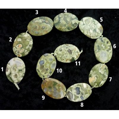 Stein Nr. 1 - Regenwald-Rhyolith oval gebohrt, 40 mm, Strangware einzeln | 222-1505