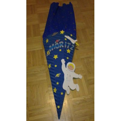 Hellblau, lila, Fertige Schultüte 68 cm - Schultuete Weltraum Handarbeit Zuckertuete individualisierbar, incl. Name | 678419546