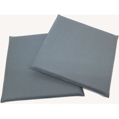 Apricot 07, pastellblau 31 - Eckige Sitzkissen aus Filz, Maße 37 x 37 cm in vielen Farben | 388374646