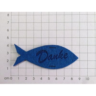 47 hellblau - Fisch 80mm mit "Danke" graviert und 2 Einschnitte, Filz | KFF3980