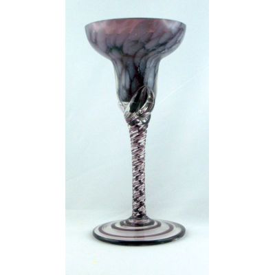Kerzenhalter Glas bordeaux -marmoriert auf gedrehten Glasstiel | P-99064-1 / EAN:4015861013133